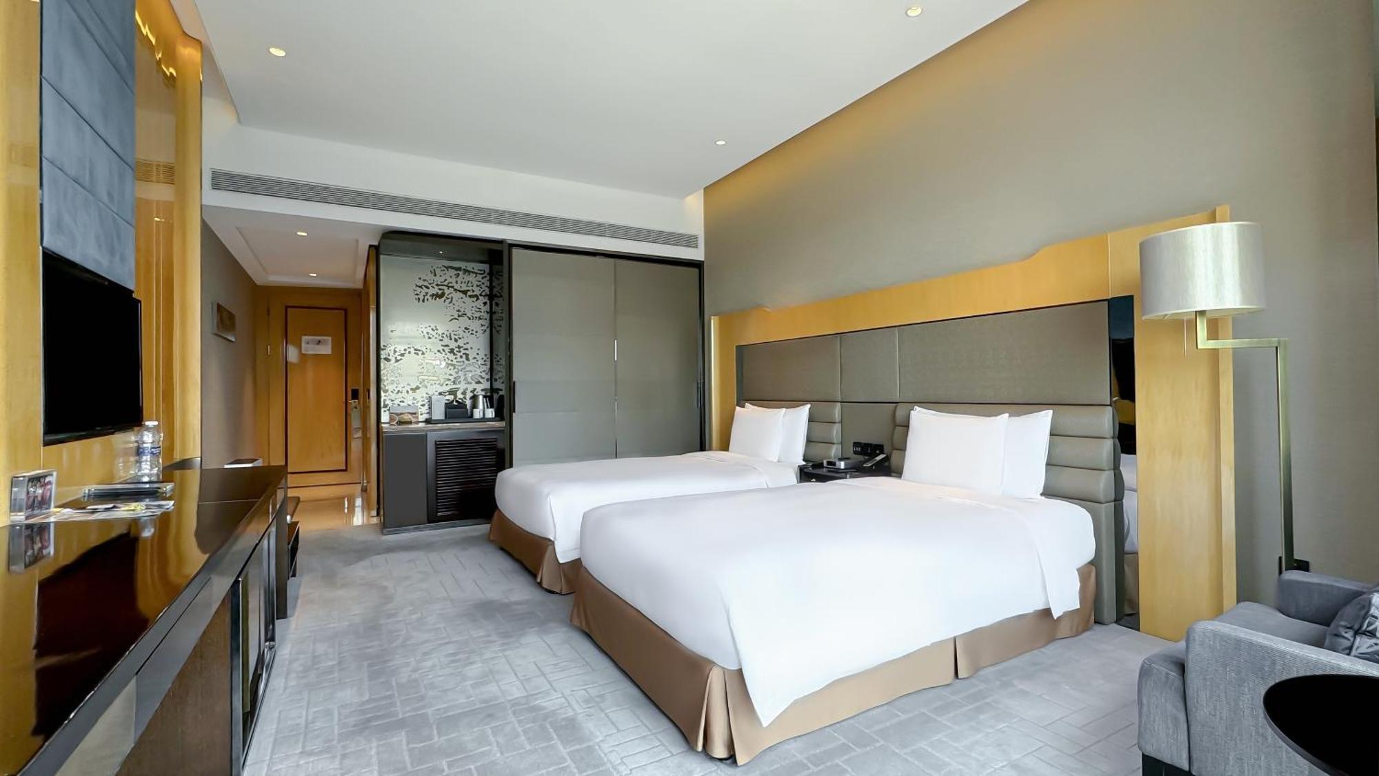 Hotel Crowne Plaza Lido By Ihg