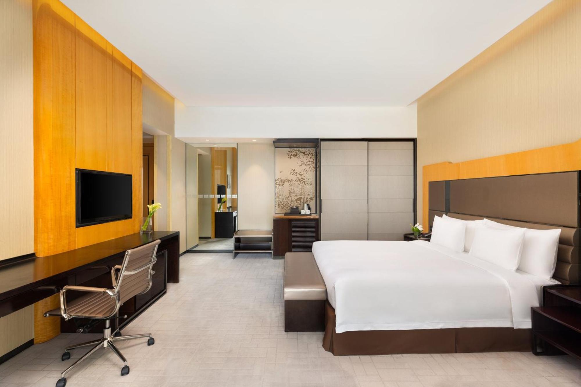 Crowne Plaza Lido By Ihg 5* Beijing