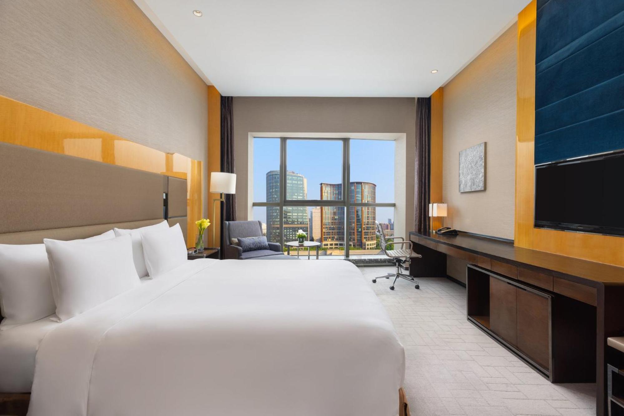 Hotel Crowne Plaza Lido By Ihg 5*
